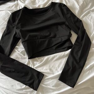 Black Long Sleeve Crop Top